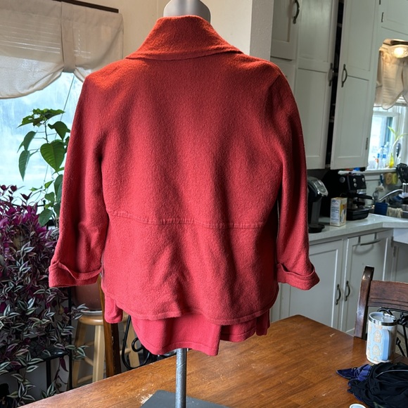 Chico Twin Set (long sleeve shirt and jacket/cape) 3(16) - Picture 4 of 9